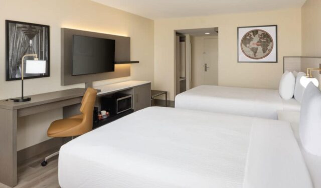 south tower deluxe room